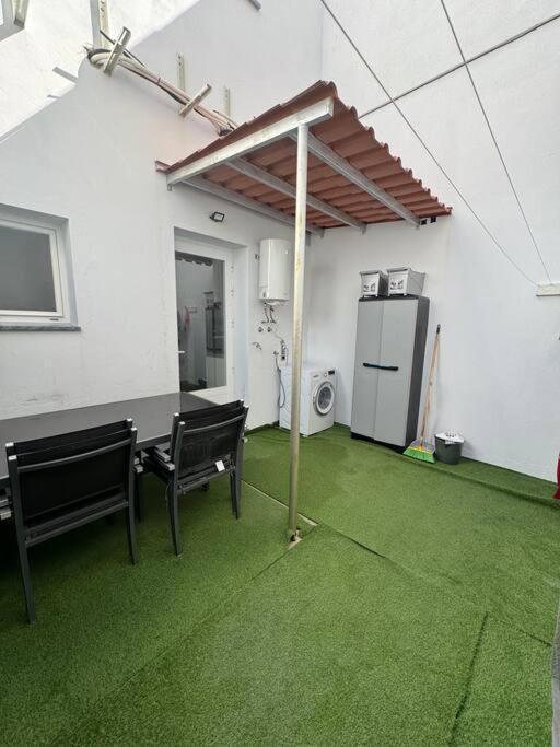 Practico, Centrico, Unico Y Moderno. Apartament